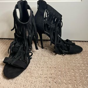 Zara (wild diva ) size 8 tassel black heels. Never worn. 3 inch approx heel.